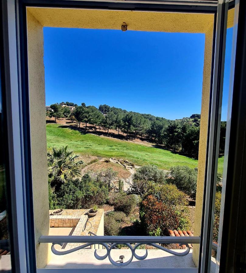 Villa Dans Cadre D'Exception - Golf, Piscine Et Tennis Prive Saint-Cyr-sur-Mer Exteriör bild