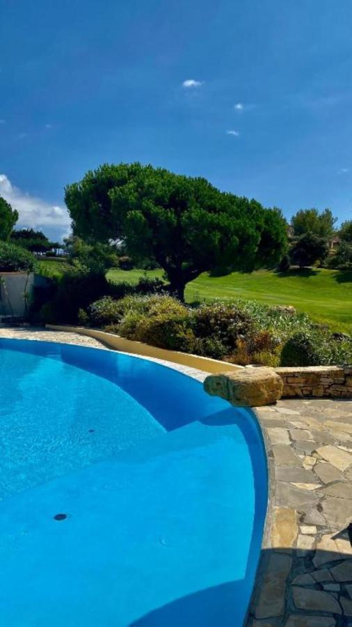 Villa Dans Cadre D'Exception - Golf, Piscine Et Tennis Prive Saint-Cyr-sur-Mer Exteriör bild