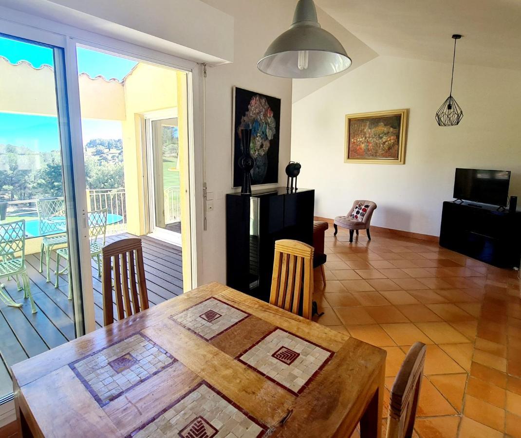 Villa Dans Cadre D'Exception - Golf, Piscine Et Tennis Prive Saint-Cyr-sur-Mer Exteriör bild